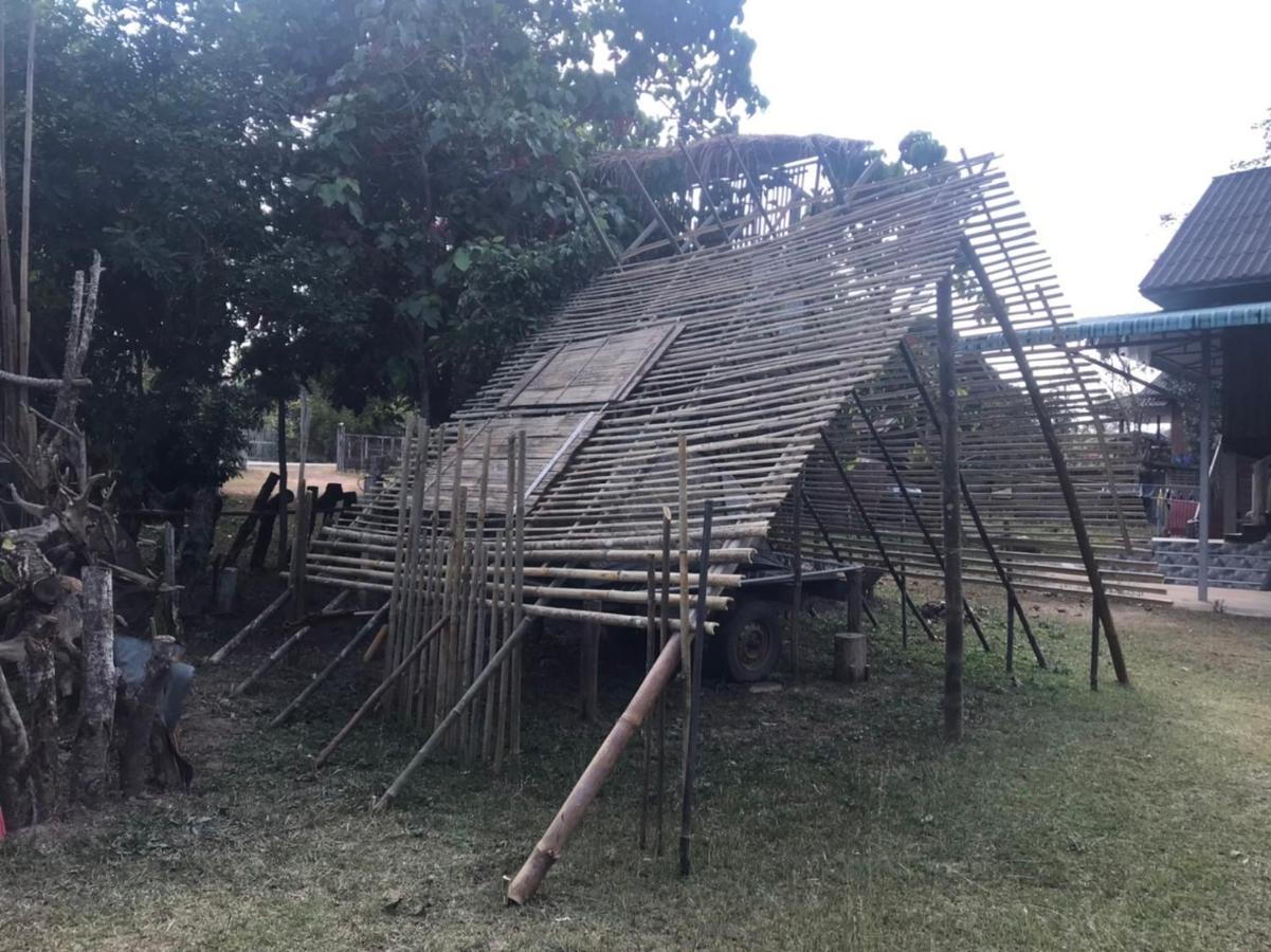 Amando_Tent Hotel Phayao Exterior photo